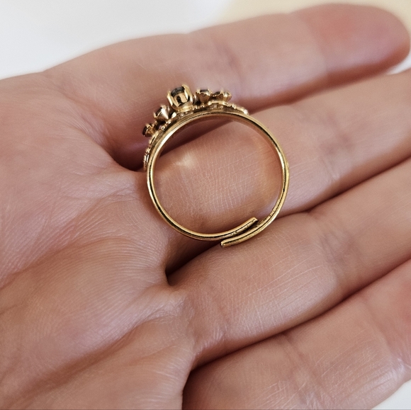 Vintage Sarah Coventry Gold Tone Clear Red Rhinestone Cluster Adjustable Ring - Picture 7 of 7